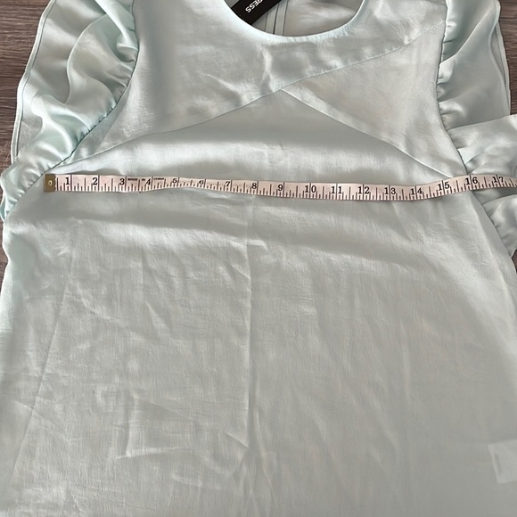 Express Women's Light Green Top - Picture 5 of 6